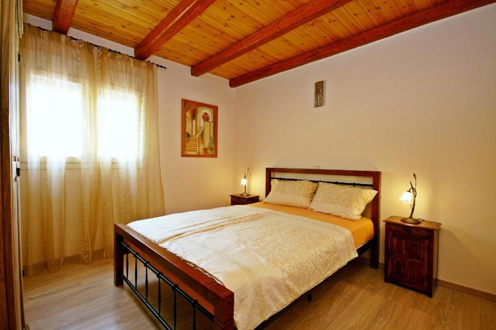 Villa Spiti Ute Makrádes 외부 사진
